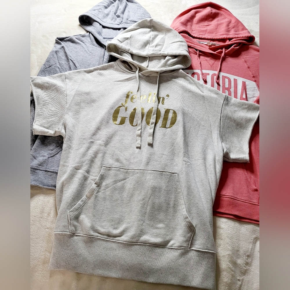 LiKE New ☆ Short Sleeve Hoodie Bundle